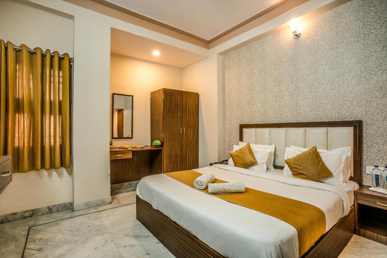Tripli Udaipur Hotel ภายนอก รูปภาพ