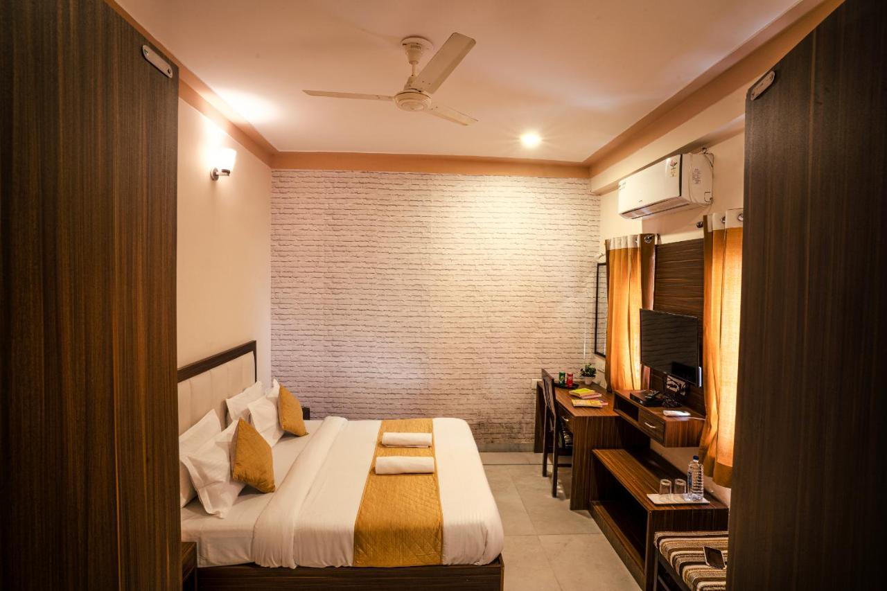 Tripli Udaipur Hotel ภายนอก รูปภาพ