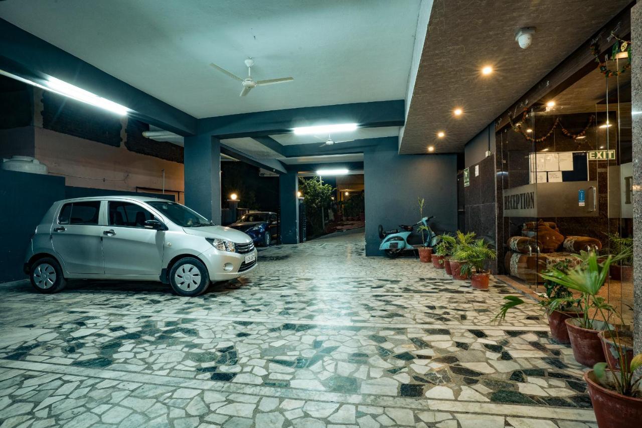 Tripli Udaipur Hotel ภายนอก รูปภาพ