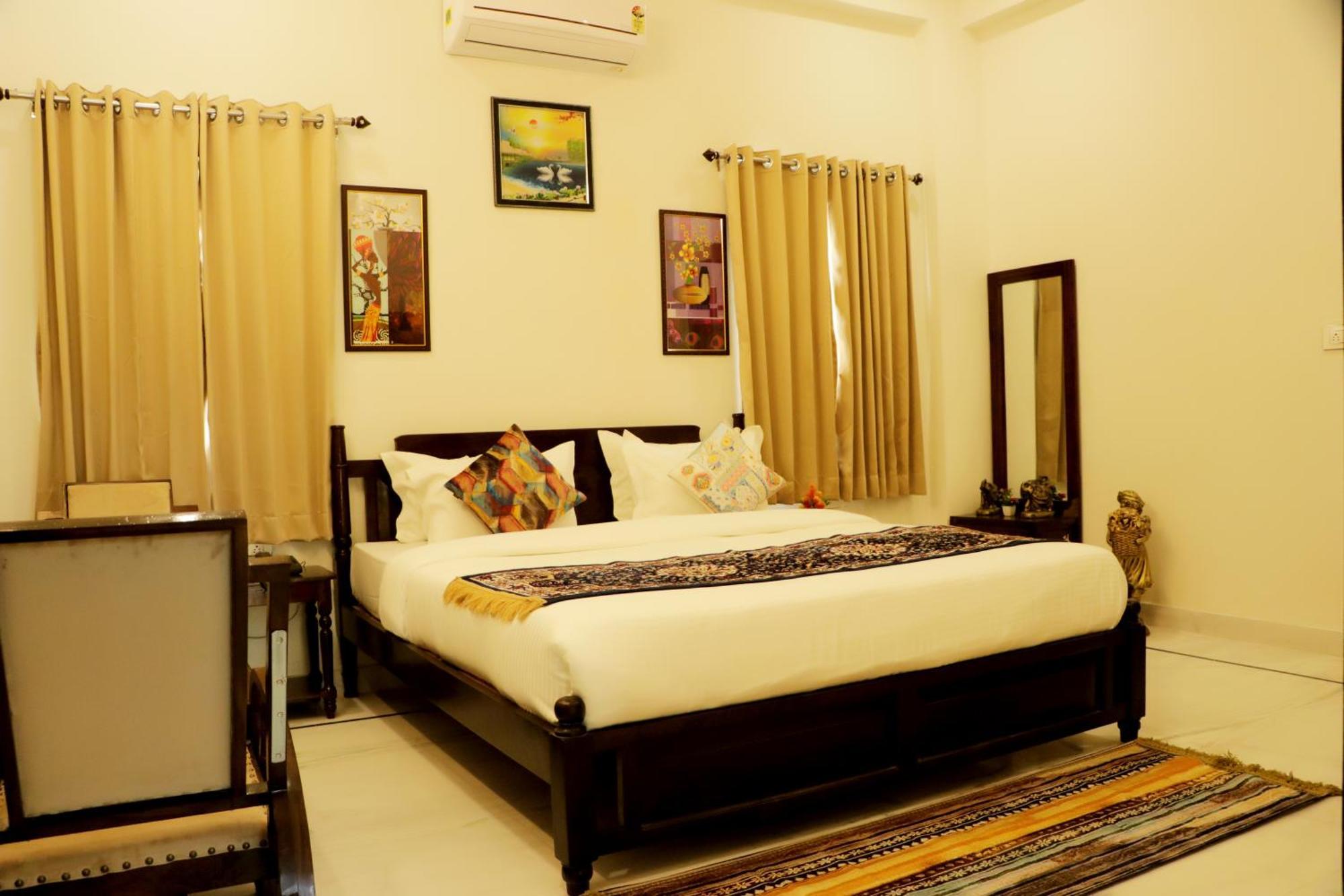 Tripli Udaipur Hotel ภายนอก รูปภาพ