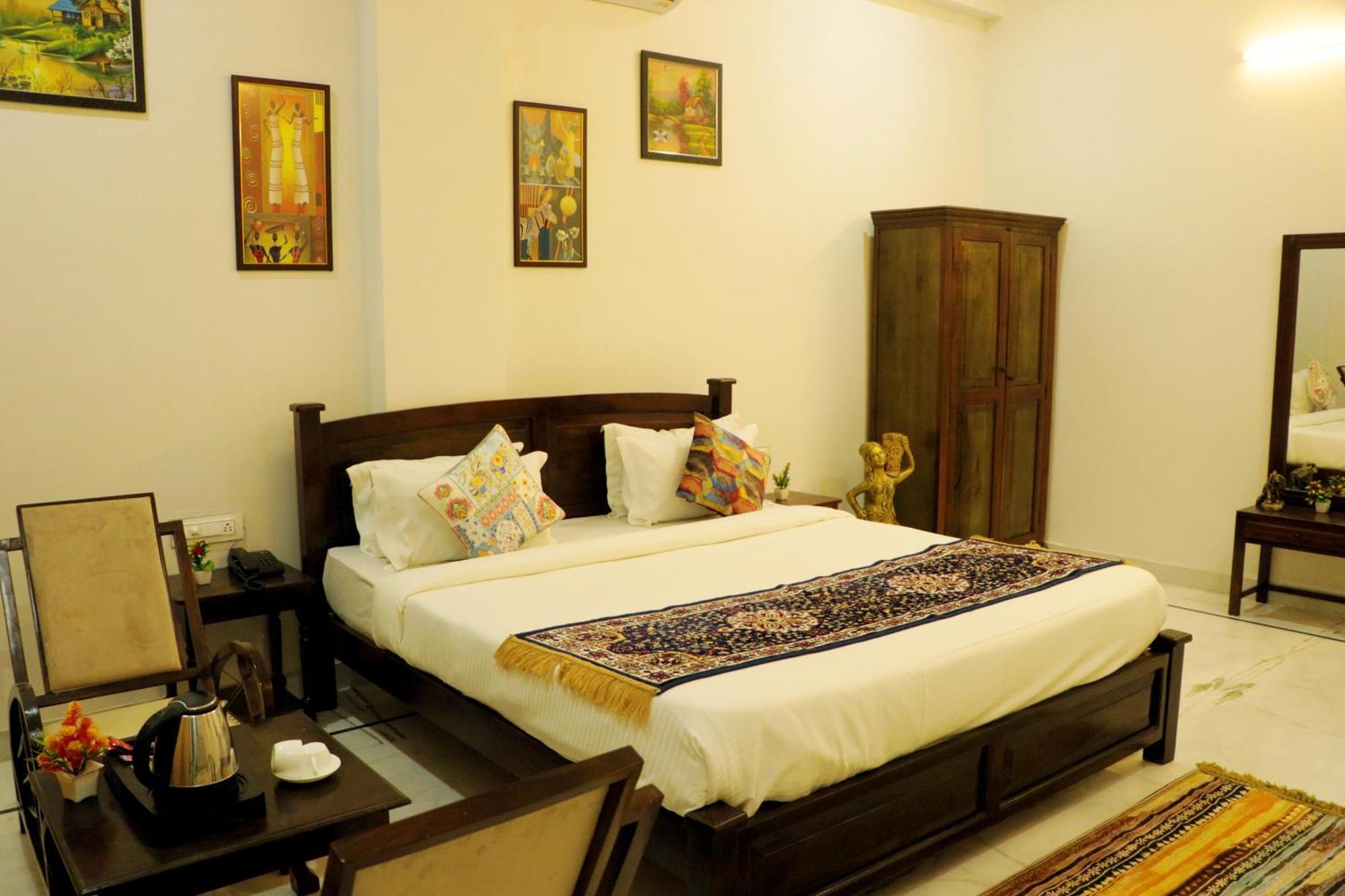 Tripli Udaipur Hotel ภายนอก รูปภาพ